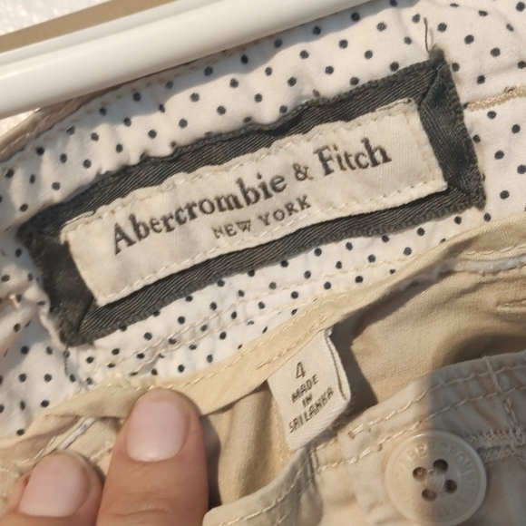 🍋 Abercrombie & Fitch | Short Shorts 🍋 - Picture 3 of 3